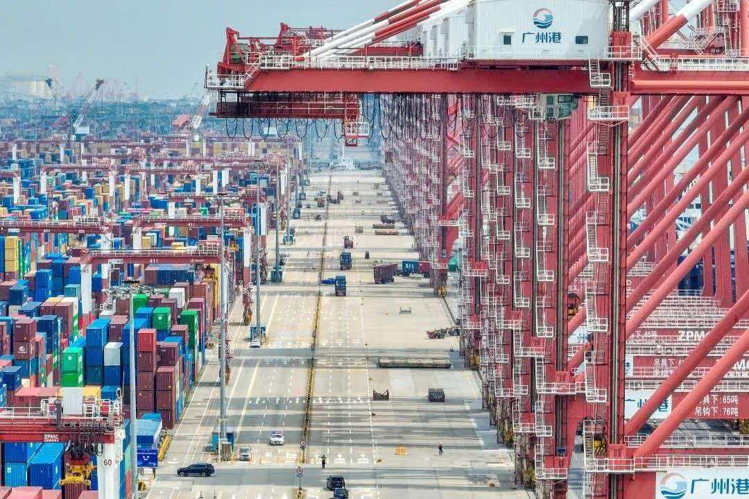 港口桥吊作业